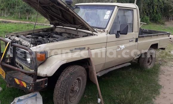 Buy Import Toyota Pickup Beige Car in Dar es Salaam in Dar es Salaam Buy Import Toyota Pickup Beige Car in Dar es Salaam in Dar es Salaam