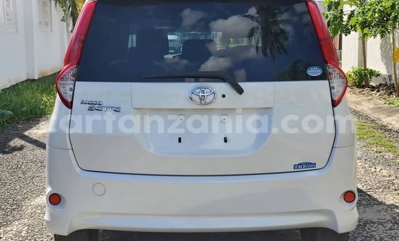 Buy Used Toyota Passo White Car in Dar es Salaam in Dar es Salaam Buy Used Toyota Passo White Car in Dar es Salaam in Dar es Salaam
