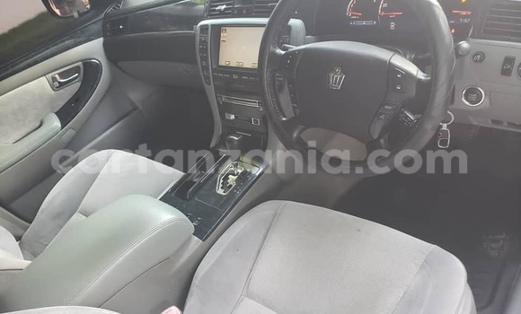 Buy Used Toyota Crown Black Car in Dar es Salaam in Dar es Salaam Buy Used Toyota Crown Black Car in Dar es Salaam in Dar es Salaam