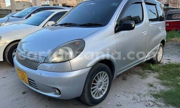 Buy Used Toyota FunCargo Silver Car in Dar es Salaam in Dar es Salaam Buy Used Toyota FunCargo Silver Car in Dar es Salaam in Dar es Salaam