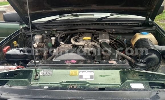 Buy Used Land Rover Discovery Green Car in Mbeya in Mbeya Buy Used Land Rover Discovery Green Car in Mbeya in Mbeya