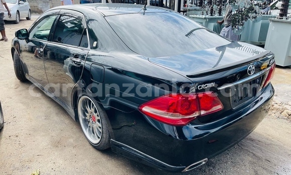 Buy New Toyota Crown Black Car in Dar es Salaam in Dar es Salaam Buy New Toyota Crown Black Car in Dar es Salaam in Dar es Salaam