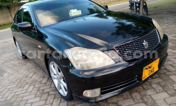 Buy Used Toyota Crown Black Car in Dar es Salaam in Dar es Salaam Buy Used Toyota Crown Black Car in Dar es Salaam in Dar es Salaam