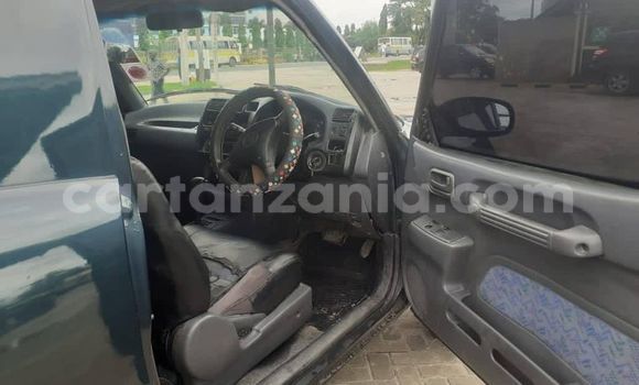 Buy Used Toyota RAV4 Green Car in Dar es Salaam in Dar es Salaam Buy Used Toyota RAV4 Green Car in Dar es Salaam in Dar es Salaam
