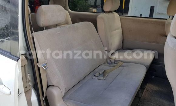 Buy Used Toyota Noah White Car in Dar es Salaam in Dar es Salaam Buy Used Toyota Noah White Car in Dar es Salaam in Dar es Salaam