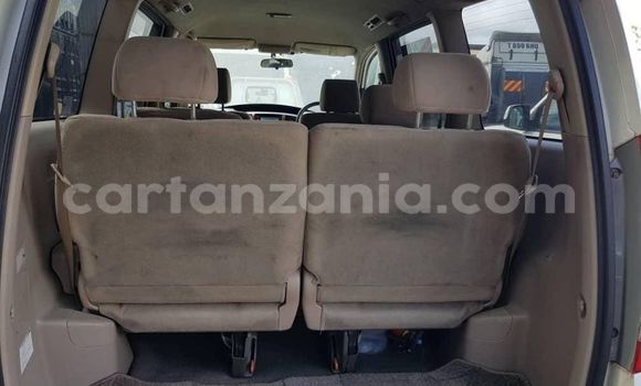 Buy Used Toyota Noah White Car in Dar es Salaam in Dar es Salaam Buy Used Toyota Noah White Car in Dar es Salaam in Dar es Salaam
