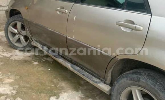 Buy Used Toyota Harrier Beige Car in Dar es Salaam in Dar es Salaam Buy Used Toyota Harrier Beige Car in Dar es Salaam in Dar es Salaam