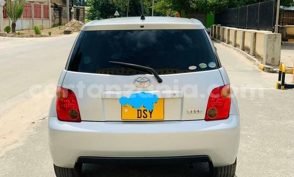 Buy Used Toyota IST Silver Car in Dar es Salaam in Dar es Salaam Buy Used Toyota IST Silver Car in Dar es Salaam in Dar es Salaam