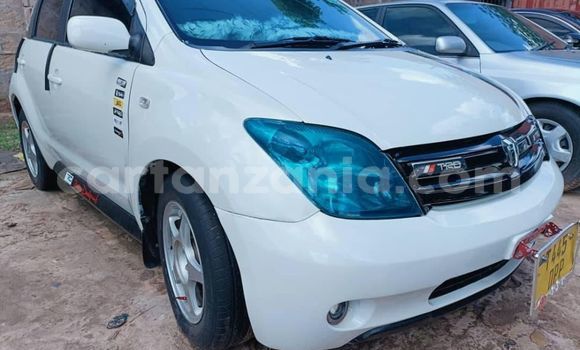Nunua Ilio tumika Toyota IST Nyeupe Gari ndani ya Dar es Salaam nchini Dar es Salaam Nunua Ilio tumika Toyota IST Nyeupe Gari ndani ya Dar es Salaam nchini Dar es Salaam