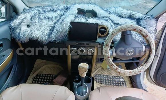 Buy Used Toyota IST White Car in Dar es Salaam in Dar es Salaam Buy Used Toyota IST White Car in Dar es Salaam in Dar es Salaam