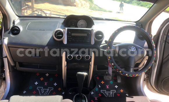 Nunua Ilio tumika Toyota IST Fedha Gari ndani ya Dar es Salaam nchini Dar es Salaam Nunua Ilio tumika Toyota IST Fedha Gari ndani ya Dar es Salaam nchini Dar es Salaam