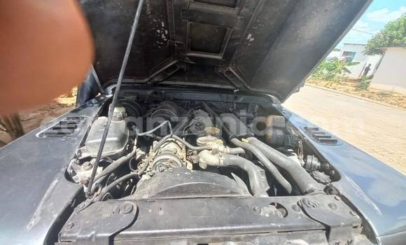 Buy Used Land Rover Defender Black Car in Dar es Salaam in Dar es Salaam Buy Used Land Rover Defender Black Car in Dar es Salaam in Dar es Salaam