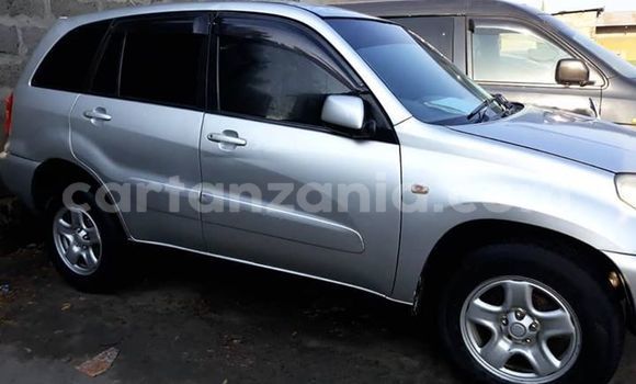 Nunua Imported Toyota RAV4 Fedha Gari ndani ya Dar es Salaam nchini Dar es Salaam Nunua Imported Toyota RAV4 Fedha Gari ndani ya Dar es Salaam nchini Dar es Salaam