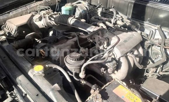 Nunua Ilio tumika Toyota Land Cruiser Prado Nyeusi Gari ndani ya Dar es Salaam nchini Dar es Salaam Nunua Ilio tumika Toyota Land Cruiser Prado Nyeusi Gari ndani ya Dar es Salaam nchini Dar es Salaam