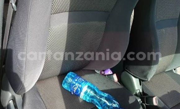 Nunua Imported Toyota IST Fedha Gari ndani ya Dar es Salaam nchini Dar es Salaam Nunua Imported Toyota IST Fedha Gari ndani ya Dar es Salaam nchini Dar es Salaam