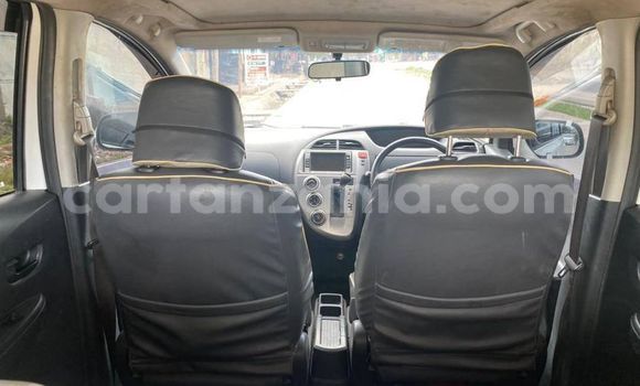 Nunua Ilio tumika Toyota Ractis Nyeupe Gari ndani ya Dar es Salaam nchini Dar es Salaam Nunua Ilio tumika Toyota Ractis Nyeupe Gari ndani ya Dar es Salaam nchini Dar es Salaam