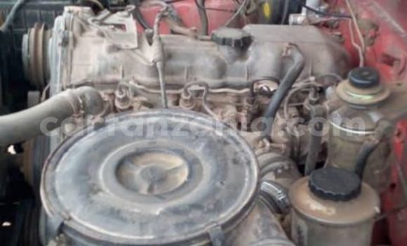 Nunua Ilio tumika Toyota Hilux Nyekundu Gari ndani ya Dar es Salaam nchini Dar es Salaam Nunua Ilio tumika Toyota Hilux Nyekundu Gari ndani ya Dar es Salaam nchini Dar es Salaam