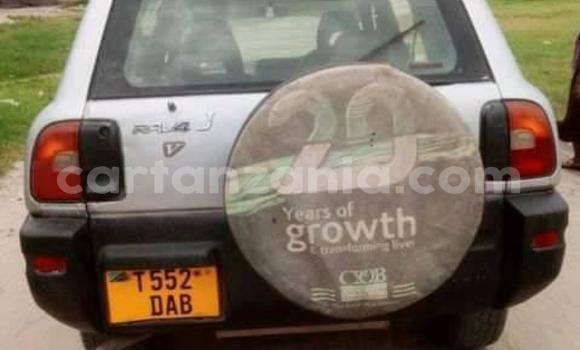 Buy Used Toyota RAV4 Silver Car in Dar es Salaam in Dar es Salaam Buy Used Toyota RAV4 Silver Car in Dar es Salaam in Dar es Salaam