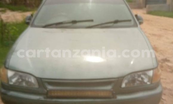 Buy Used Toyota Corolla Green Car in Dar es Salaam in Dar es Salaam