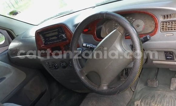 Nunua Ilio tumika Toyota Noah Nyeupe Gari ndani ya Dar es Salaam nchini Dar es Salaam Nunua Ilio tumika Toyota Noah Nyeupe Gari ndani ya Dar es Salaam nchini Dar es Salaam