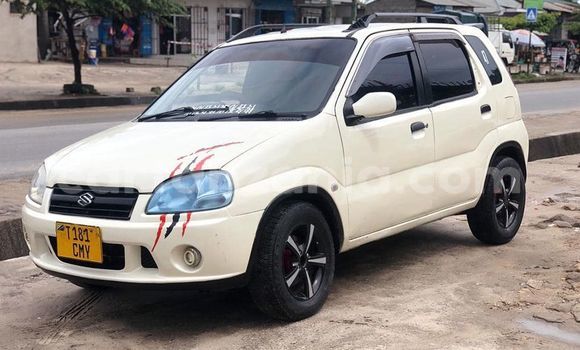 Nunua Ilio tumika Suzuki Swift Nyeupe Gari ndani ya Dar es Salaam nchini Dar es Salaam Nunua Ilio tumika Suzuki Swift Nyeupe Gari ndani ya Dar es Salaam nchini Dar es Salaam