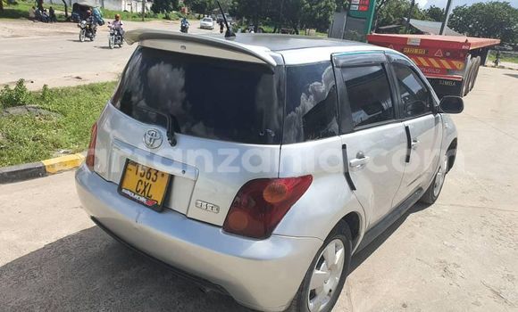 Buy Used Toyota IST Silver Car in Dar es Salaam in Dar es Salaam Buy Used Toyota IST Silver Car in Dar es Salaam in Dar es Salaam