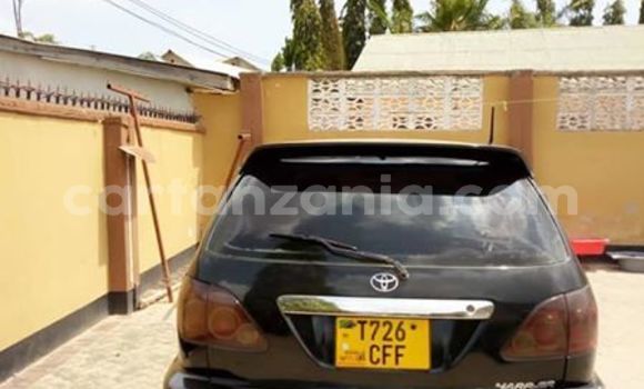 Nunua Imported Toyota Harrier Nyeusi Gari ndani ya Dar es Salaam nchini Dar es Salaam Nunua Imported Toyota Harrier Nyeusi Gari ndani ya Dar es Salaam nchini Dar es Salaam