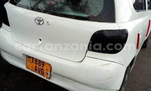 Buy Used Toyota Vitz White Car in Dar es Salaam in Dar es Salaam Buy Used Toyota Vitz White Car in Dar es Salaam in Dar es Salaam