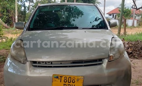 Buy Used Suzuki Swift Silver Car in Dar es Salaam in Dar es Salaam Buy Used Suzuki Swift Silver Car in Dar es Salaam in Dar es Salaam