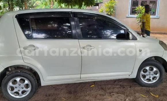 Buy Used Toyota Passo White Car in Dar es Salaam in Dar es Salaam Buy Used Toyota Passo White Car in Dar es Salaam in Dar es Salaam