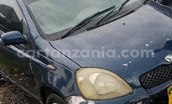Buy Used Toyota Vitz Blue Car in Dar es Salaam in Dar es Salaam