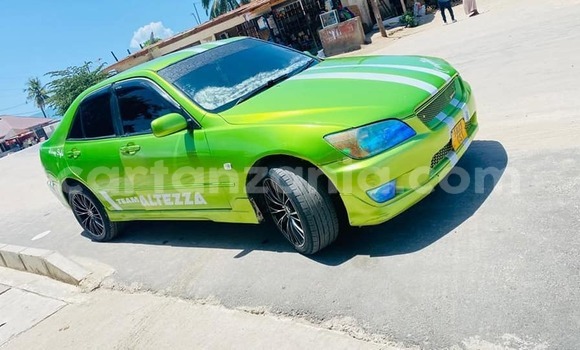 Buy Used Toyota Altezza Green Car in Dar es Salaam in Dar es Salaam Buy Used Toyota Altezza Green Car in Dar es Salaam in Dar es Salaam