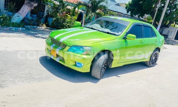 Buy Used Toyota Altezza Green Car in Dar es Salaam in Dar es Salaam Buy Used Toyota Altezza Green Car in Dar es Salaam in Dar es Salaam