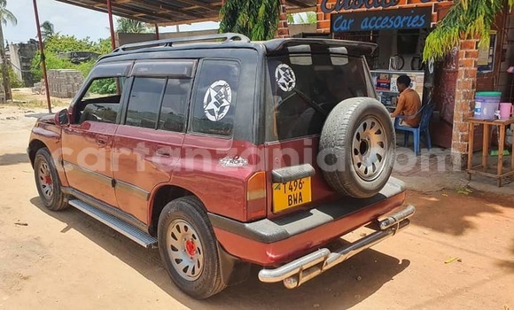 Buy Used Suzuki Escudo Red Car in Dar es Salaam in Dar es Salaam Buy Used Suzuki Escudo Red Car in Dar es Salaam in Dar es Salaam
