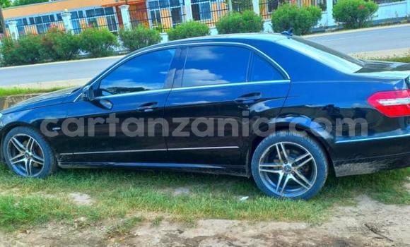 Buy Used Mercedes‒Benz E–Class Black Car in Dar es Salaam in Dar es Salaam