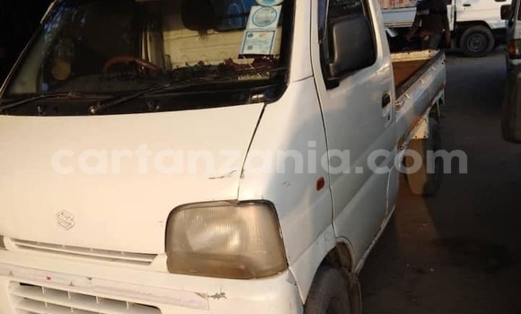 Buy Used Suzuki Carry White Car in Dar es Salaam in Dar es Salaam Buy Used Suzuki Carry White Car in Dar es Salaam in Dar es Salaam