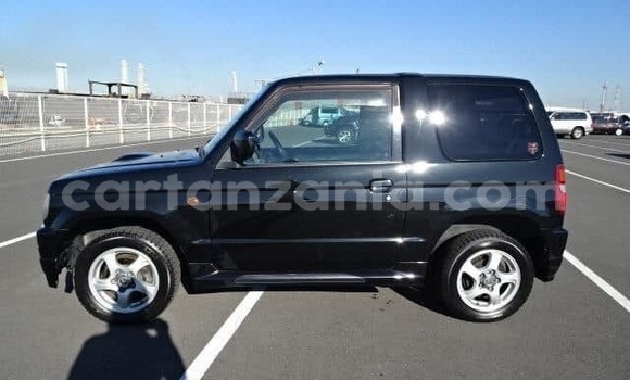 Buy Used Mitsubishi Pajero Black Car in Dar es Salaam in Dar es Salaam Buy Used Mitsubishi Pajero Black Car in Dar es Salaam in Dar es Salaam