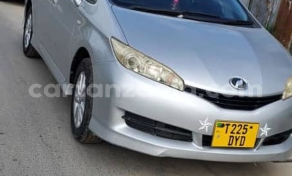 Nunua Ilio tumika Toyota Wish Fedha Gari ndani ya Dar es Salaam nchini Dar es Salaam