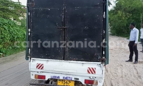 Nunua Ilio tumika Suzuki Carry Nyeupe Gari ndani ya Dar es Salaam nchini Dar es Salaam Nunua Ilio tumika Suzuki Carry Nyeupe Gari ndani ya Dar es Salaam nchini Dar es Salaam