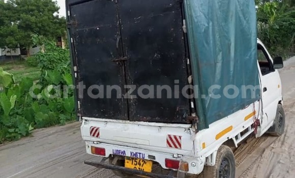 Nunua Ilio tumika Suzuki Carry Nyeupe Gari ndani ya Dar es Salaam nchini Dar es Salaam Nunua Ilio tumika Suzuki Carry Nyeupe Gari ndani ya Dar es Salaam nchini Dar es Salaam