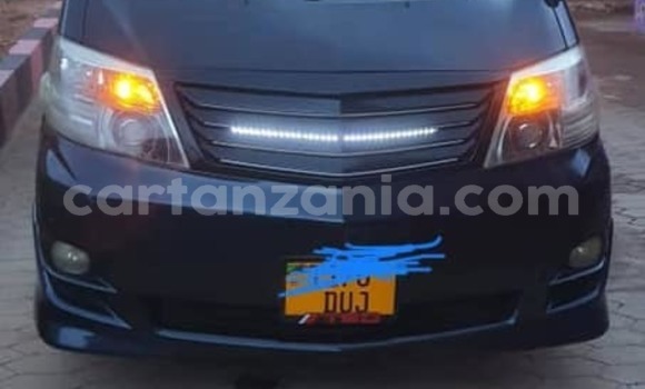 Nunua Ilio tumika Toyota Alphard Nyeusi Gari ndani ya Dar es Salaam nchini Dar es Salaam
