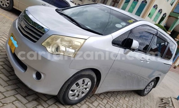 Buy Used Toyota Noah Silver Car in Dar es Salaam in Dar es Salaam Buy Used Toyota Noah Silver Car in Dar es Salaam in Dar es Salaam