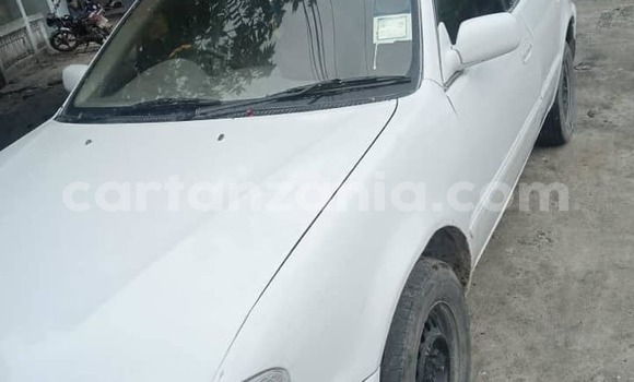 Nunua Ilio tumika Toyota Sprinter Nyeupe Gari ndani ya Dar es Salaam nchini Dar es Salaam Nunua Ilio tumika Toyota Sprinter Nyeupe Gari ndani ya Dar es Salaam nchini Dar es Salaam