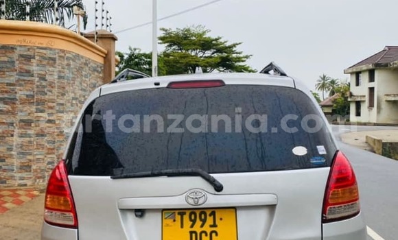 Buy Used Toyota Spacio Silver Car in Dar es Salaam in Dar es Salaam Buy Used Toyota Spacio Silver Car in Dar es Salaam in Dar es Salaam