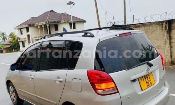 Buy Used Toyota Spacio Silver Car in Dar es Salaam in Dar es Salaam Buy Used Toyota Spacio Silver Car in Dar es Salaam in Dar es Salaam