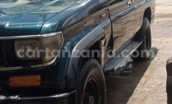 Buy Used Toyota Land Cruiser Green Car in Dar es Salaam in Dar es Salaam Buy Used Toyota Land Cruiser Green Car in Dar es Salaam in Dar es Salaam