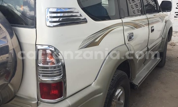 Buy Used Toyota Land Cruiser Prado White Car in Dar es Salaam in Dar es Salaam Buy Used Toyota Land Cruiser Prado White Car in Dar es Salaam in Dar es Salaam