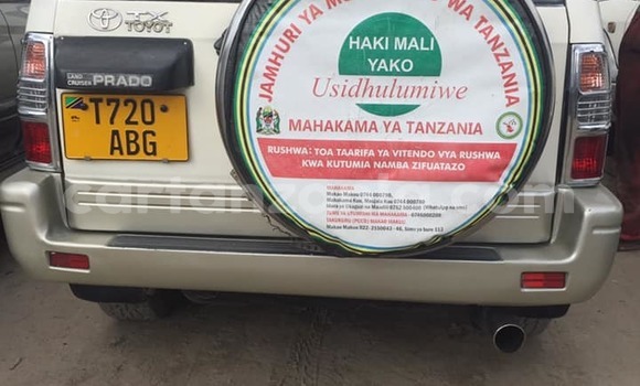 Buy Used Toyota Land Cruiser Prado White Car in Dar es Salaam in Dar es Salaam Buy Used Toyota Land Cruiser Prado White Car in Dar es Salaam in Dar es Salaam