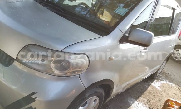 Buy Used Toyota Porte Silver Car in Dar es Salaam in Dar es Salaam Buy Used Toyota Porte Silver Car in Dar es Salaam in Dar es Salaam