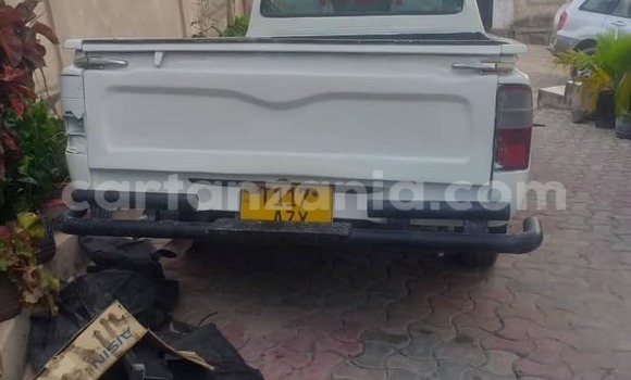 Buy Used Toyota Hilux White Car in Dar es Salaam in Dar es Salaam Buy Used Toyota Hilux White Car in Dar es Salaam in Dar es Salaam